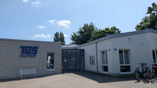Geschäftsstelle TuS Hiltrup Blick auf den Eingang vom TuS Zentrum